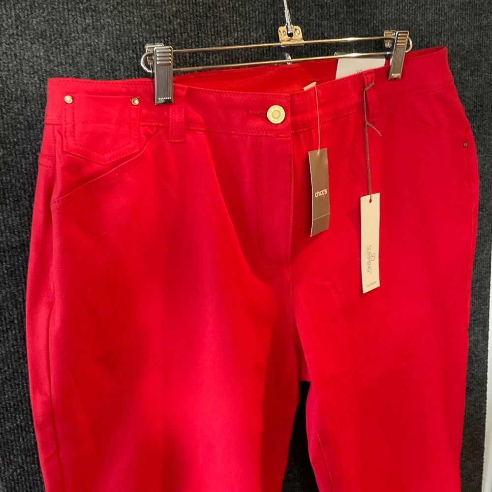 RED CROP PANTS JEANS  2:5 NEW WITH TAG NWT 12/14/16 x